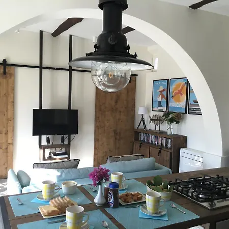 Apartmán Zaira House *